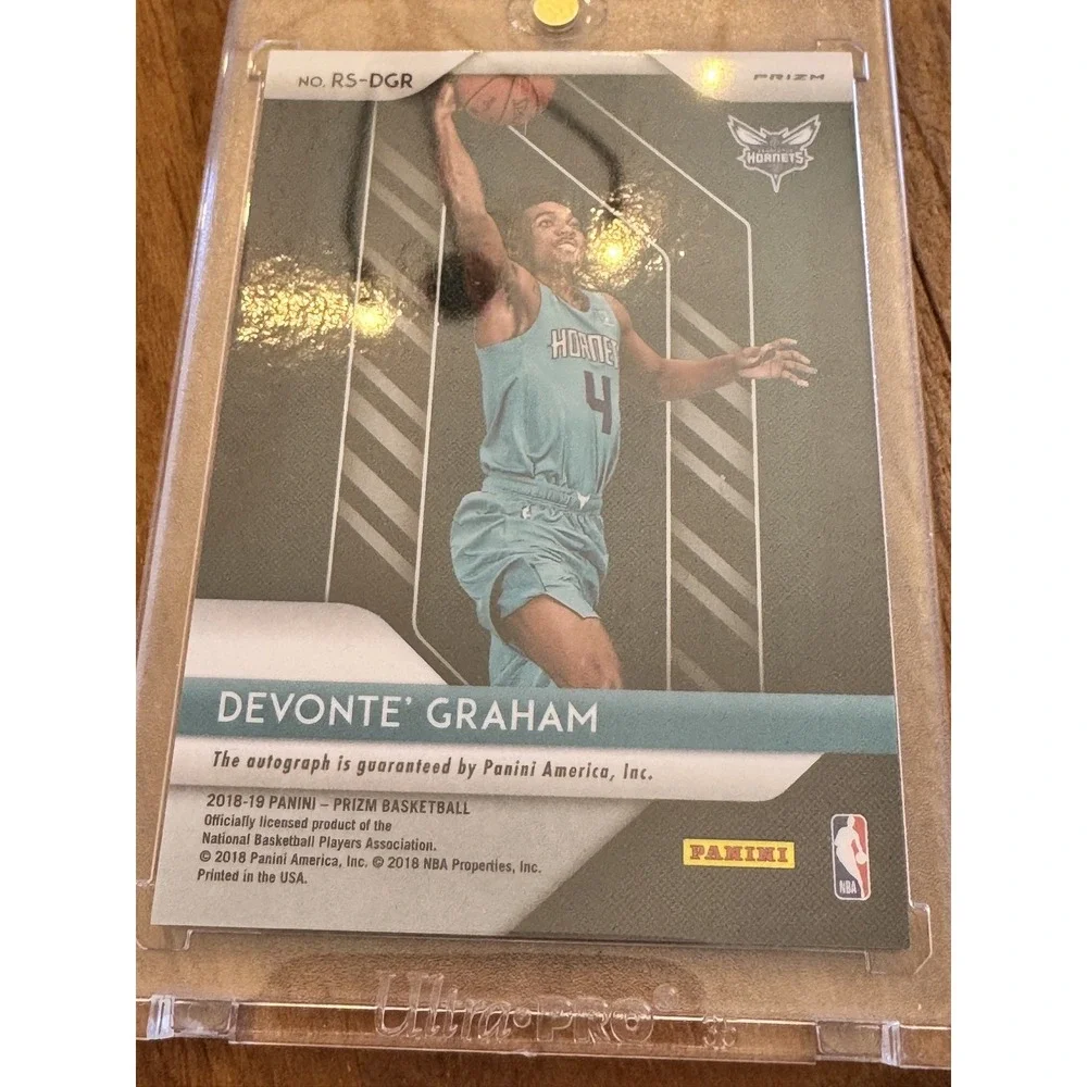 Devonte Graham 2018 Panini Prizm #RS-DGR Rookie Signatures Autograph Card NBA